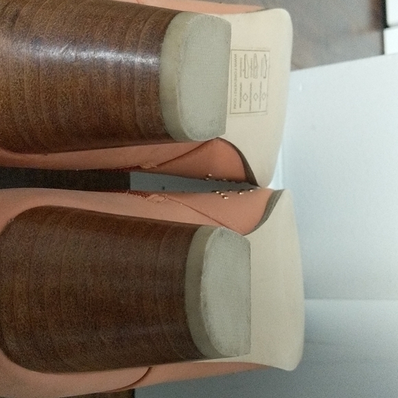 Booties - Picture 4 of 4